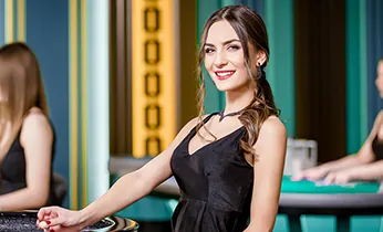 Ưu Tiên Hỗ Trợ Khách Hàng